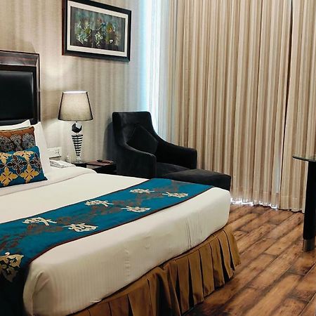 Marina- Shimla First Designer Boutique Hotel Экстерьер фото