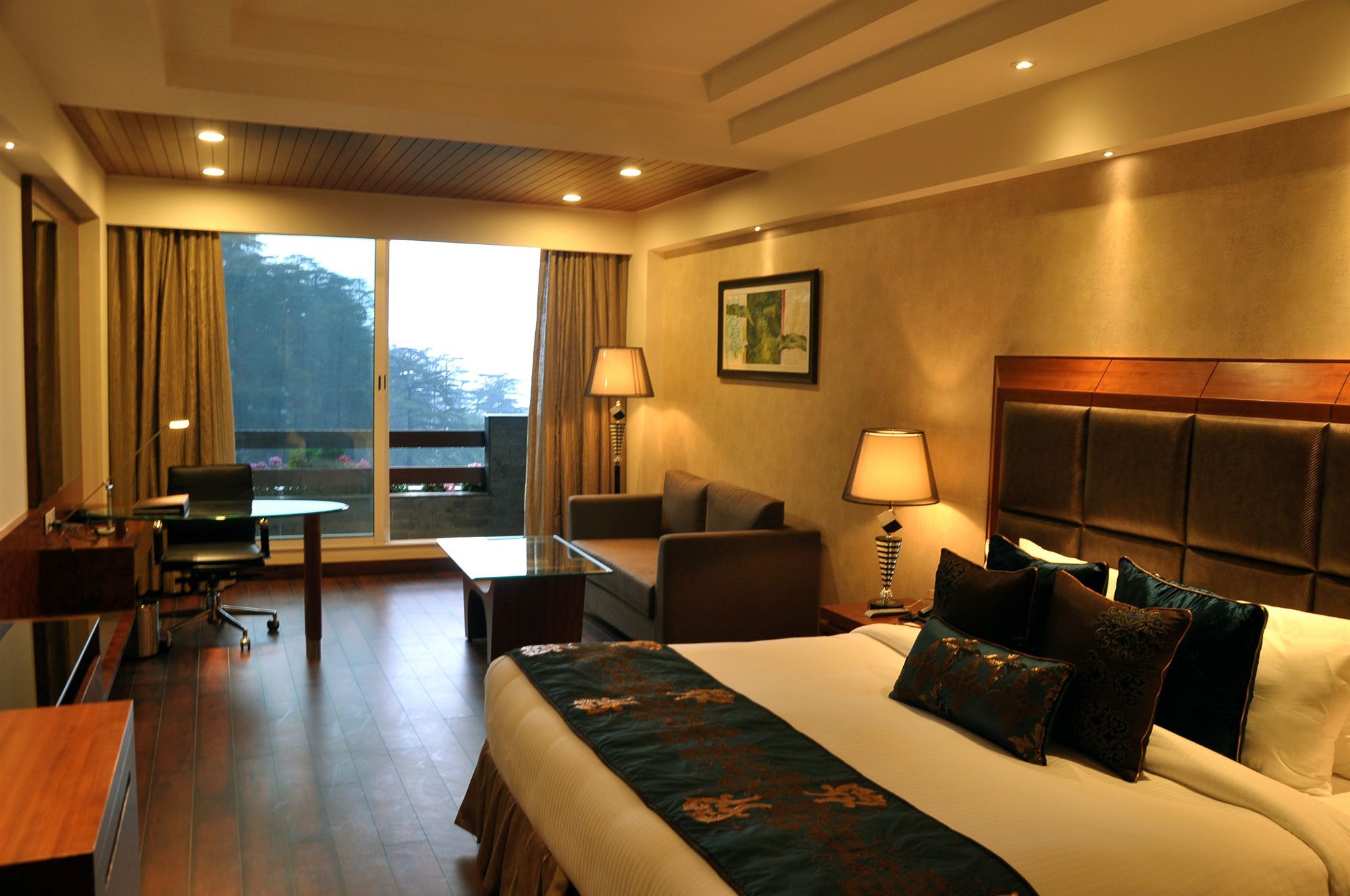 Marina- Shimla First Designer Boutique Hotel Экстерьер фото